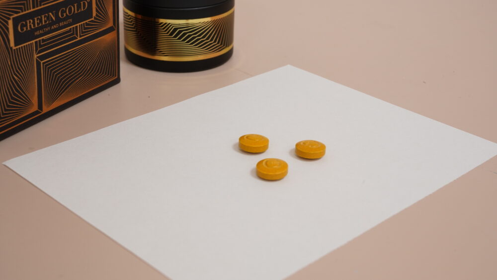 薑黃-綠金-近照